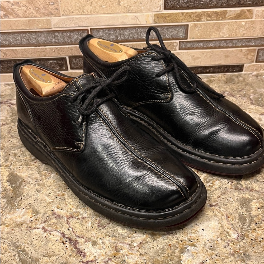 Born Black Dockers